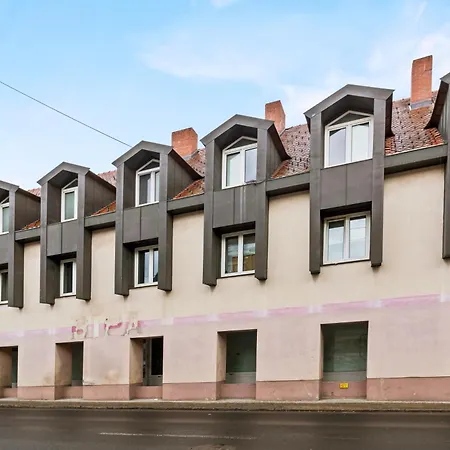 Farawayhomes #1 Apartment